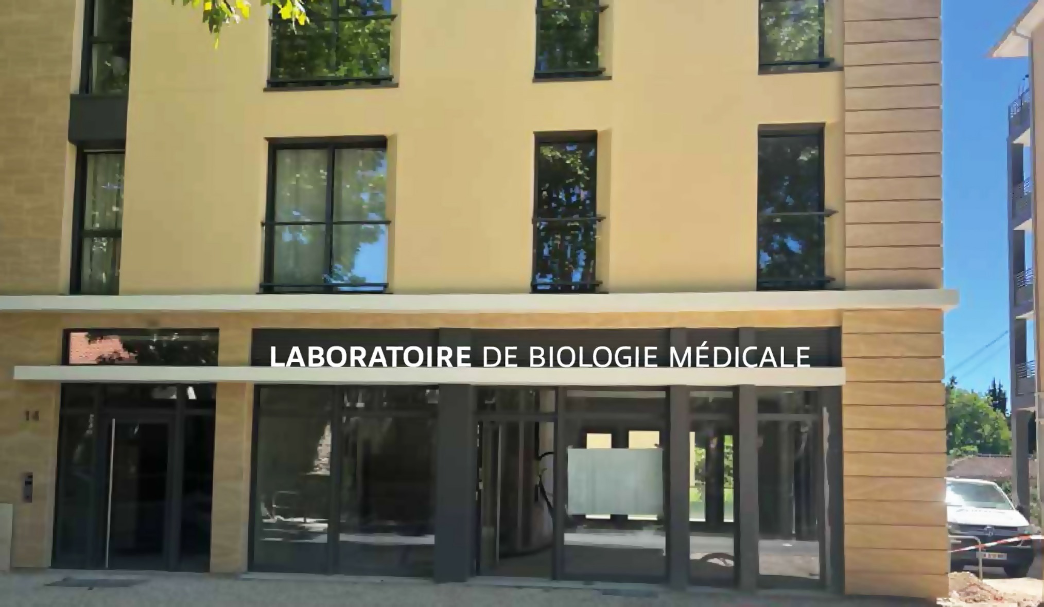 Aménagement de 8 laboratoires d'analyse en Provence-Alpes-Côte d'Azur pour Kantys Bio et Ripoll. Esquisse et permis ERP.